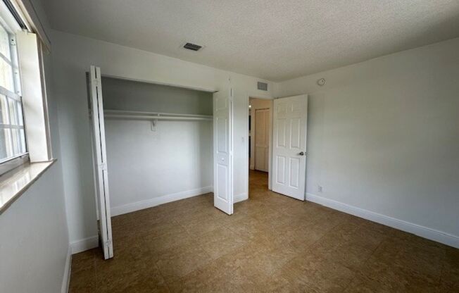 2 beds, 1 bath, 800 sqft, $1,925, Unit 224