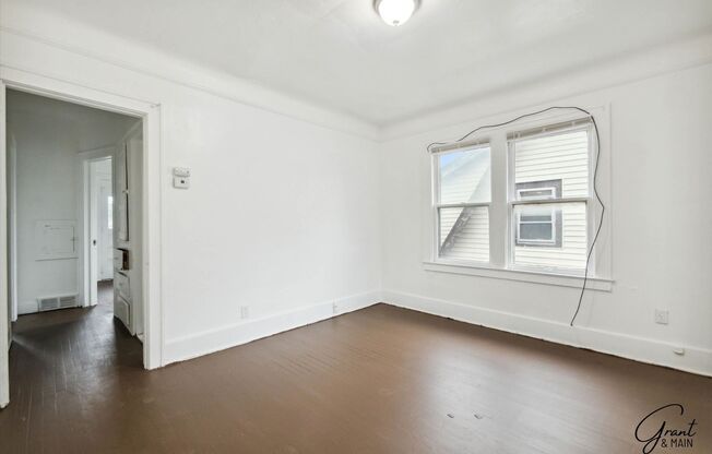 2 beds, 1 bath, $900, Unit 4841 Cortland-Upper