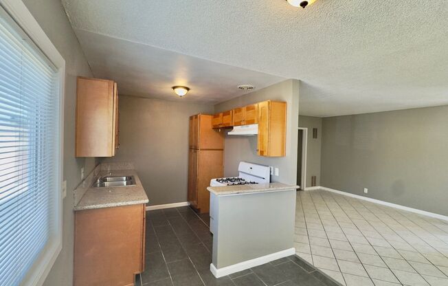 1 BD 1 BA in the heart of Santa Fe Springs!