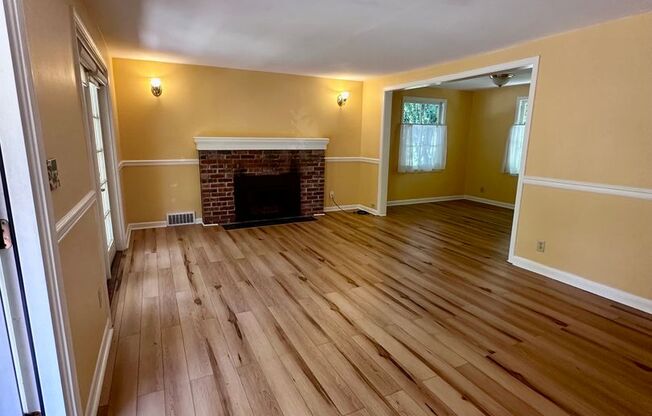 Charming 3bed/2bath House!
