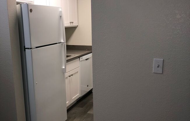 1 bed, 1 bath, 570 sqft, $1,750, Unit 112D