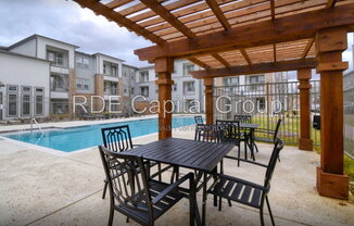 2 beds, 2 baths, 985 sqft, $1,300, Unit 2304 B1