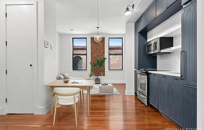 2 beds, 1 bath, $3,795, Unit 311
