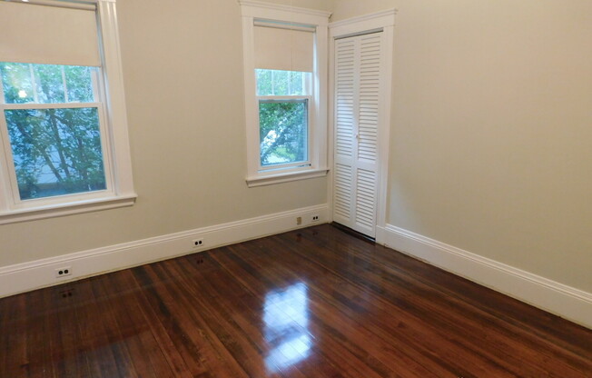 104 LEXINGTON ST