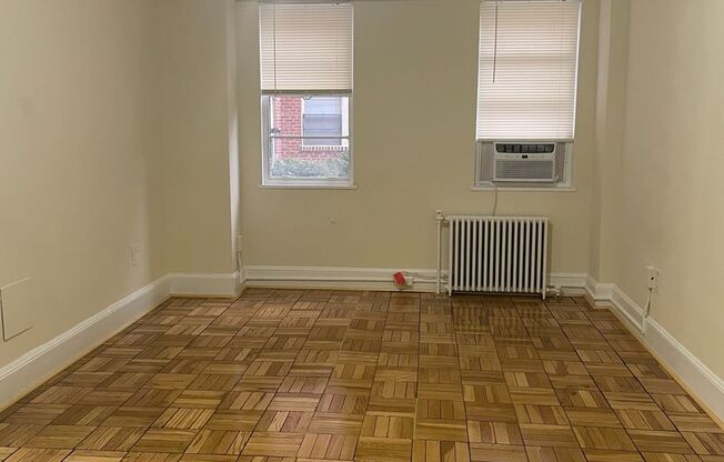 Studio, 1 bath, 362 sqft, $1,552, Unit 102