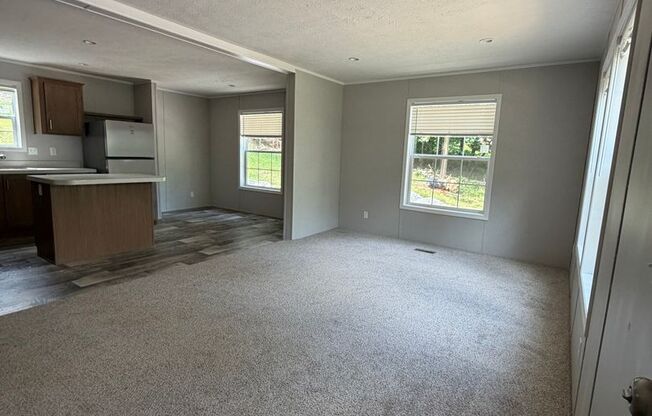 Secluded 3 Bedroom 2 Bath Home in Spring Grove Schools!