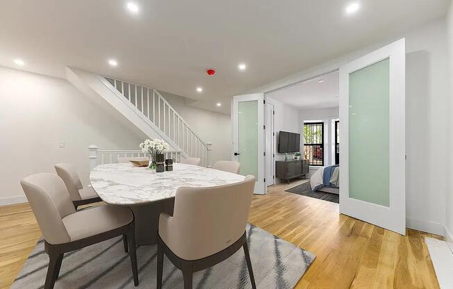 376 E 26 ST