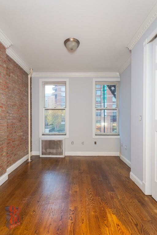 234 W 14 ST