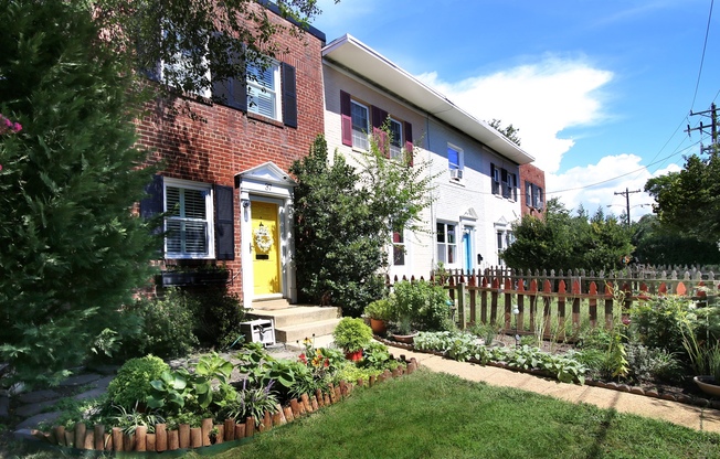 2 beds, 2 baths, $3,250