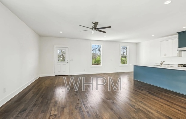 2644 MIAMI AVE