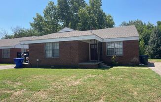 1 Bed 1 Bath Duplex For Lease 8/4/2025