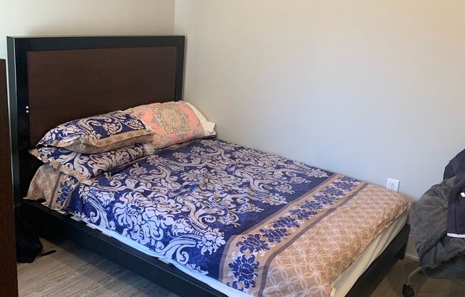 2 beds, 1 bath, , $1,500