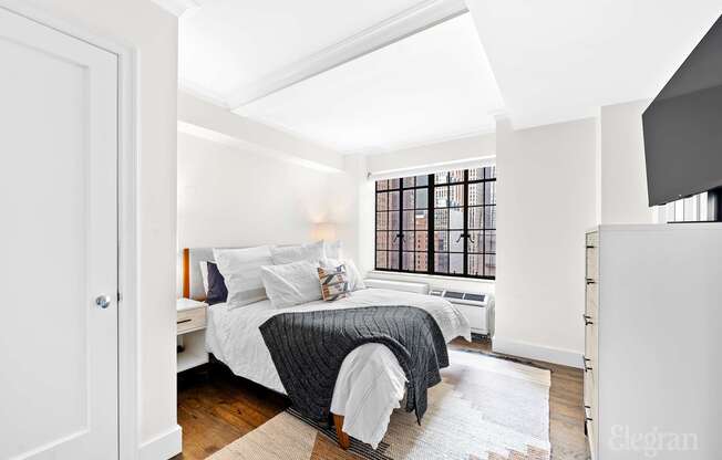 2 beds, 2 baths, $6,500, Unit 1515