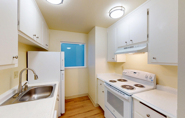 541 ALAMEDA DE PRADO