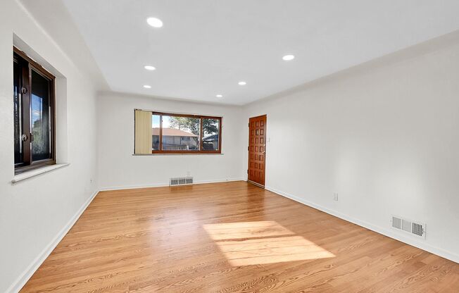 3580 Hudson