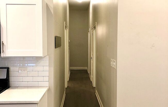 2622 W CERMAK 2620 W