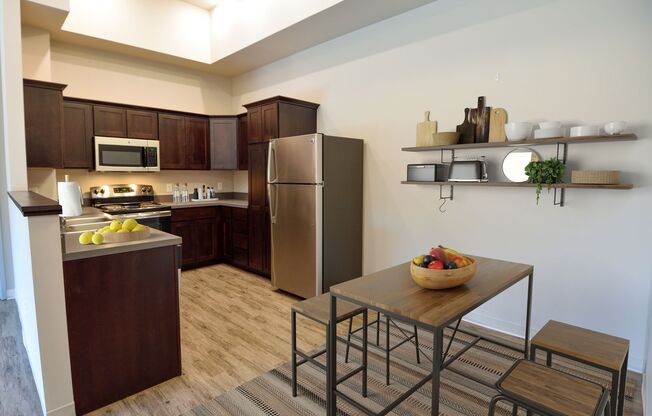 2 beds, 2 baths, 1,060 sqft, $1,795, Unit 2210 Remington 137