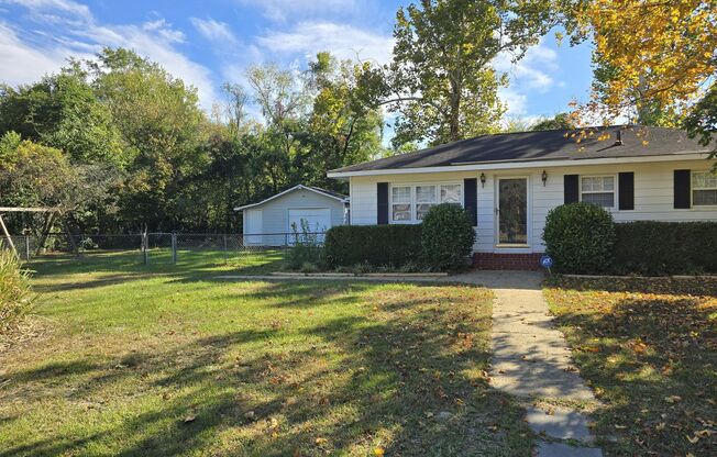 ***MOVE IN SPECIAL-DECEMBER RENT FREE***