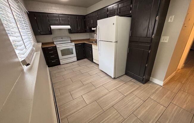 6636 DUBLIN LOOP W