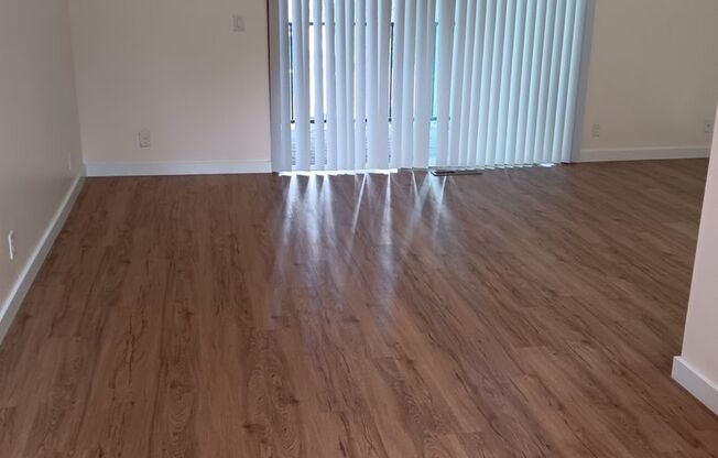 2 beds, 1.5 baths, 1,050 sqft, $2,049, Unit 214-776C