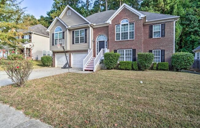 6 Bedroom Single Family Home in Acworth