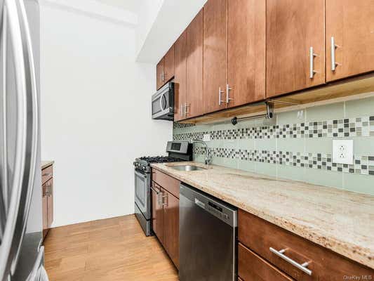 2 beds, 1 bath, 850 sqft, $3,000, Unit 1A