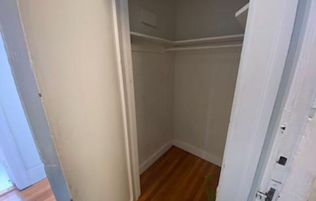 Studio, 1 bath, 462 sqft, $1,650, Unit 5