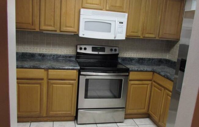 2 Bedrooms/ 2 Baths, Large 2 story 1,050+ SF Townhome with Garage in the lush Wekiva Villas on the Green Community in heart of Wekiva Golf Community.
