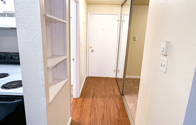 1 bed, 1 bath, 475 sqft, $1,495, Unit 406
