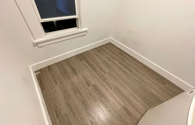 Studio, 1 bath, 116 sqft, $950, Unit 205