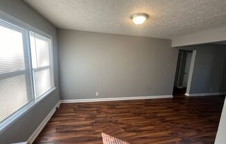 2 beds, 1 bath, $1,200