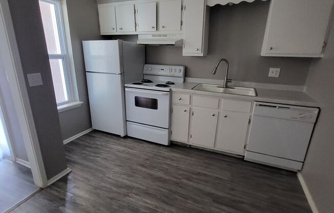 1 bed, 1 bath, 758 sqft, $725, Unit 111