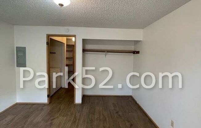 2 beds, 1 bath, $1,450