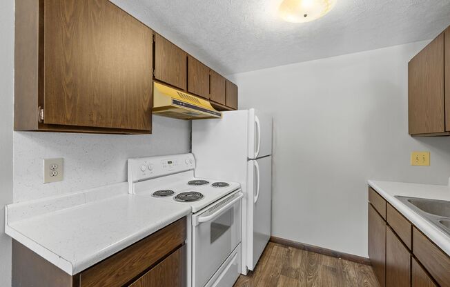 2 beds, 1 bath, $1,025, Unit #2