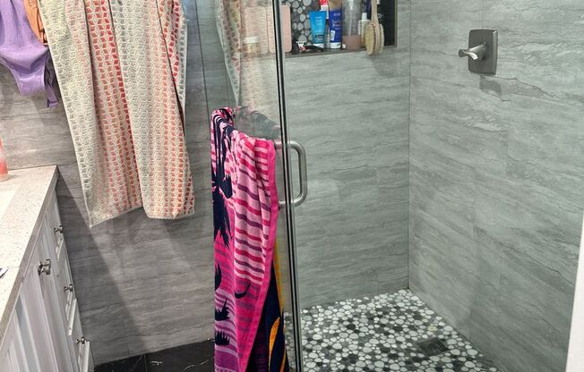 2 beds, 2 baths, $3,500