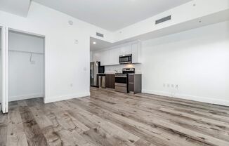 Studio, 1 bath, 444 sqft, $1,925, Unit 405