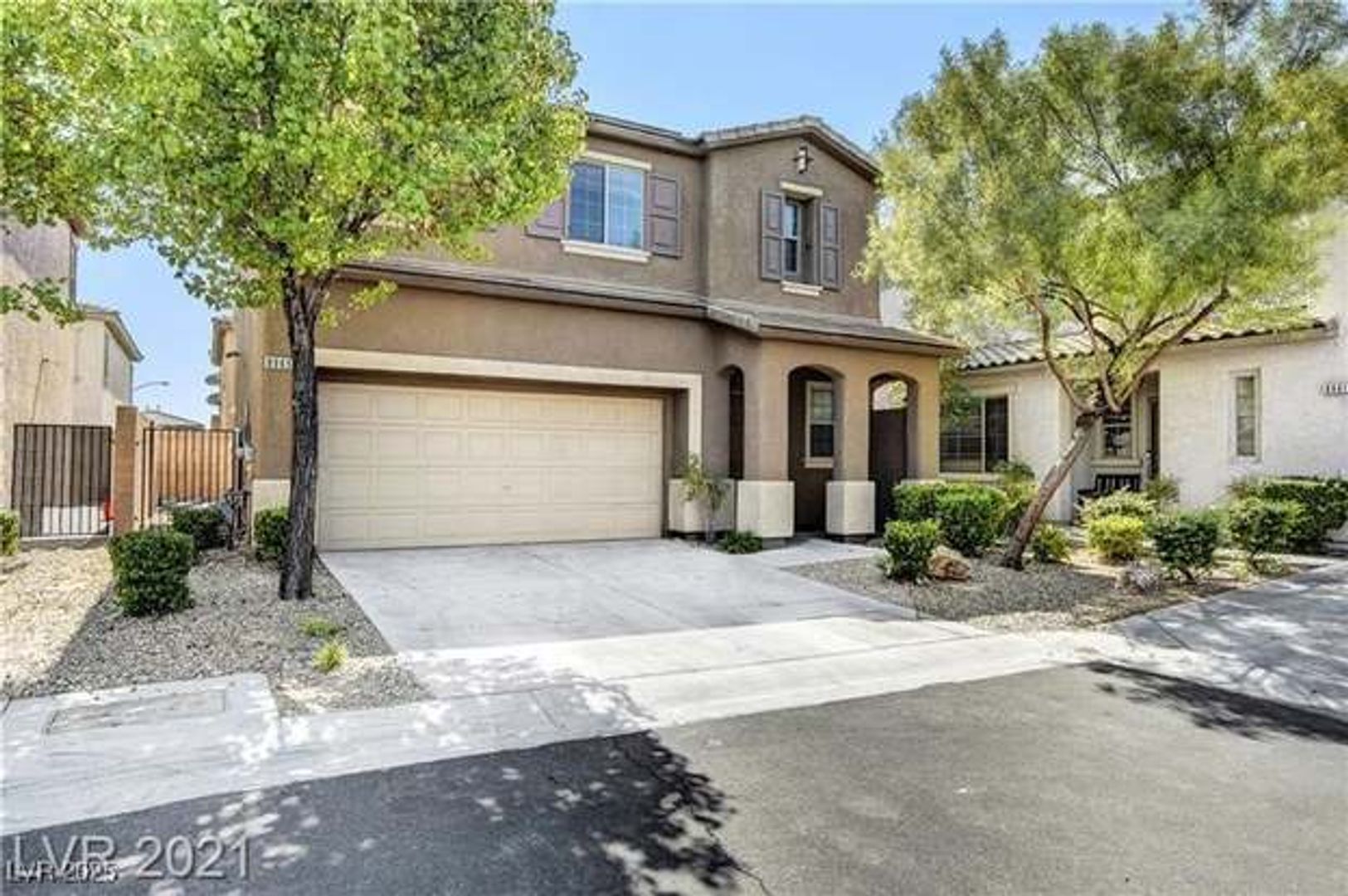 Southwest gated single-family house