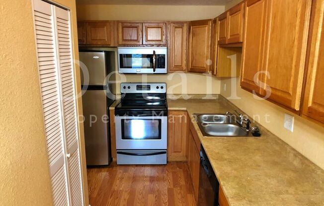 Nicely Updated Condo with 1 BR + Loft, 2.5 Baths