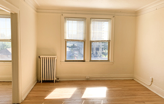 1141 HOLCOMB 403