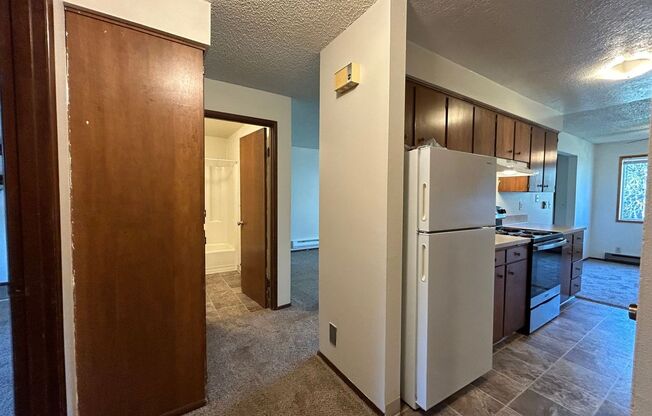 1 bed, 1 bath, $1,225, Unit 219