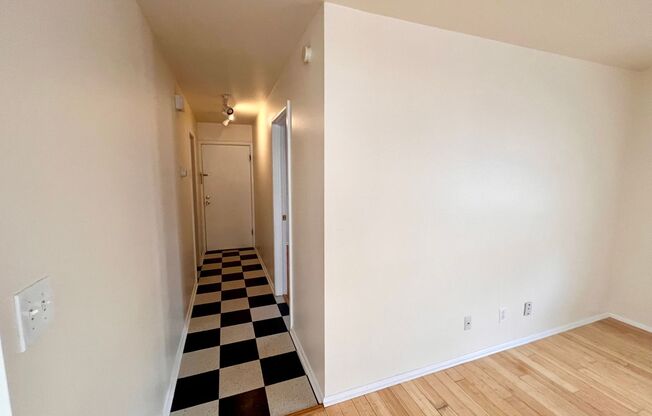 1004 Pleasant