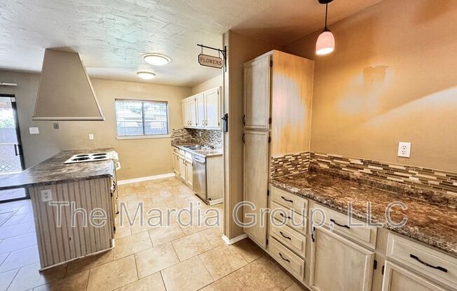 709 MDW MEAD DR