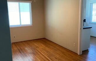 2 beds, 1 bath, $3,650, Unit Unit 3