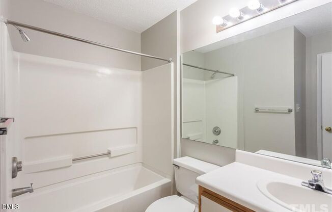 4 Bed 4 Bath Condo Available for Late July Move in! Washer/Dryer Included! Parking included!