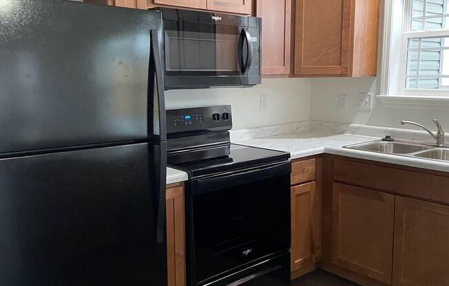 3 beds, 2 baths, $1,750