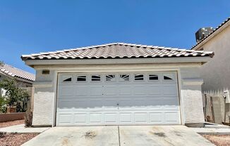 A SPACIOUS SINGLE STORY WITH TILE FLOORING, 3 BEDROOM & 2 BATH HOME LOCATED NEAR THE NELLIS AIR FORCE BASE WITH NEARBY SHOPPING CENTERS AND FAMILY PARK. MINUTES AWAY FROM THE I-15 FREEWAY!