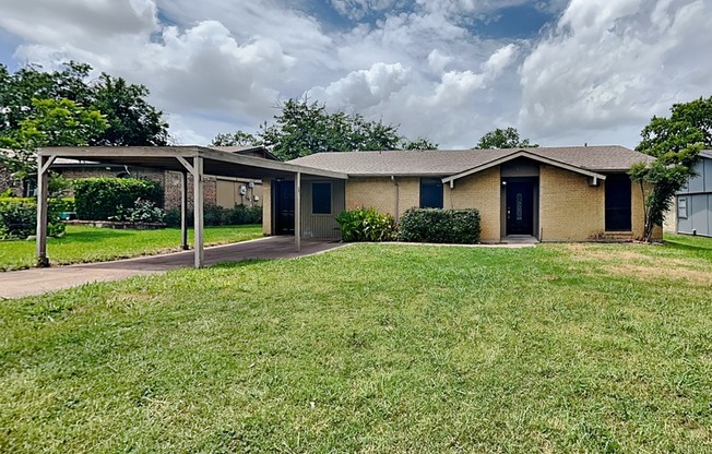1913 BRIARWOOD DR