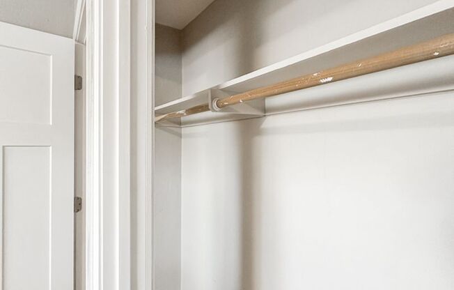 2 beds, 1 bath, 780 sqft, $1,200, Unit SC821