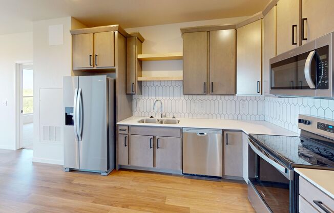 2 beds, 2 baths, 1,090 sqft, $1,695, Unit 1621-532