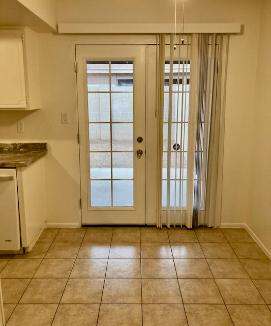 1450 E KNL CRES